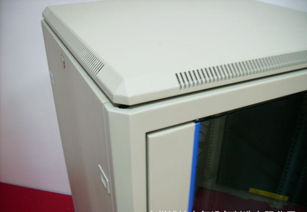 優(yōu)質(zhì)網(wǎng)絡機柜產(chǎn)品全方位解析 價格、廠家、圖片與服務